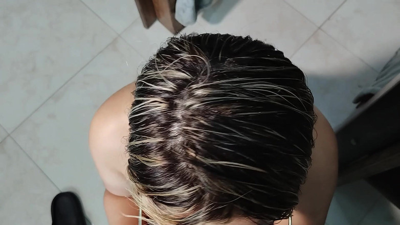 Juliana Rose: Xe Của Tôi Bị Hỏng Và Anh Ấy Ăn Âm Hộ Của Tôi Để Đổi...