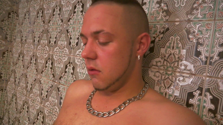 Menoboy: Araber i en gaybastu