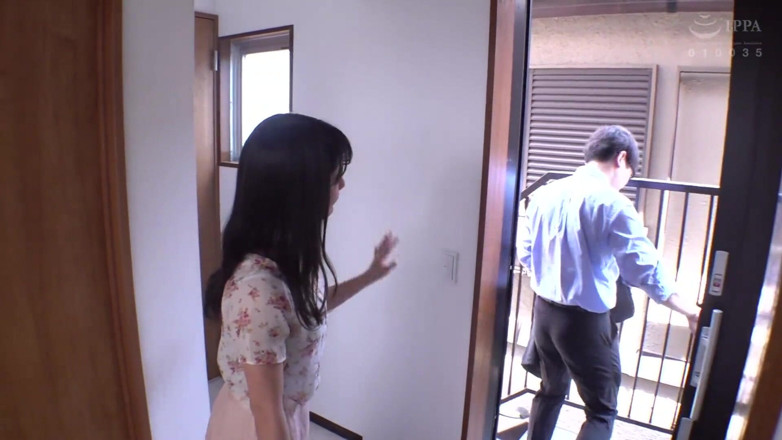 Raptor Inc: A beautiful housewife obey her neighbor - Aoi Mizutani
