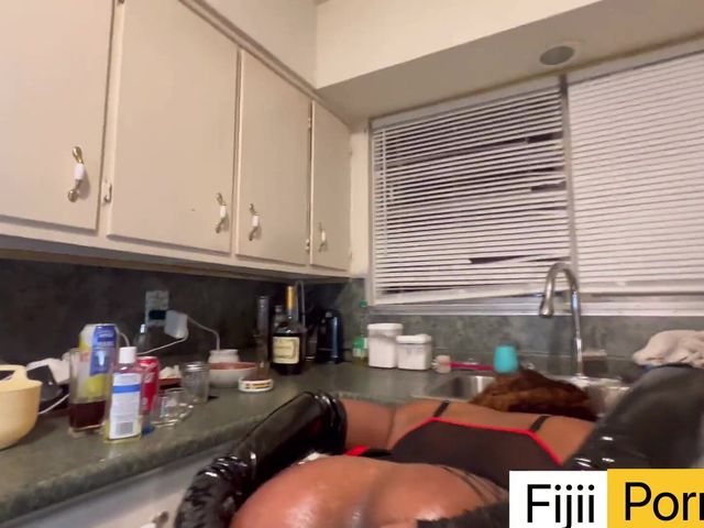Live with a Baddie Fijii the Anal Queen (Fijii pornbox)