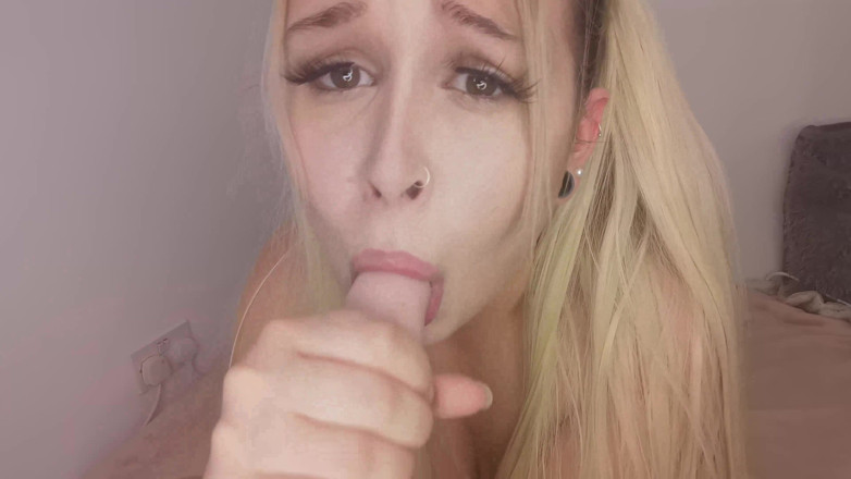 Holly Kitten: Step daughter plays with step mums boyfriend