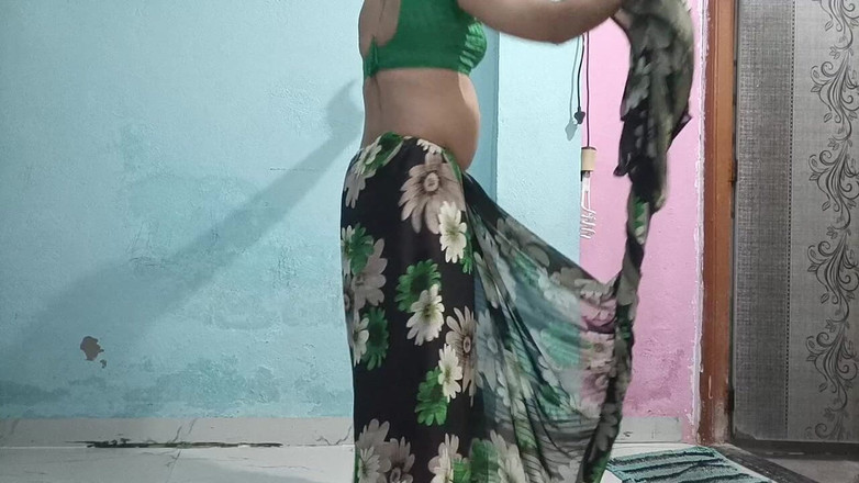 LovedSunsine1990: Amigos, as roupas da minha esposa estão começando a se...