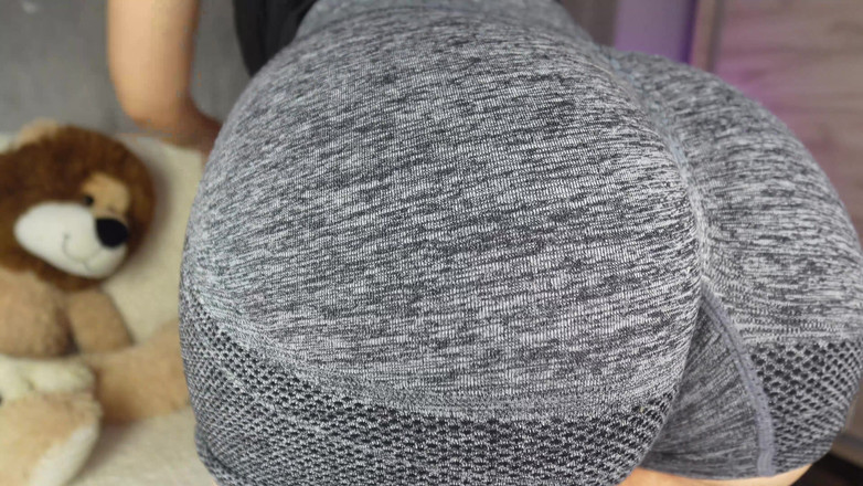 AmayaMori: Máy bay bà già mông to thủ dâm trong quần...