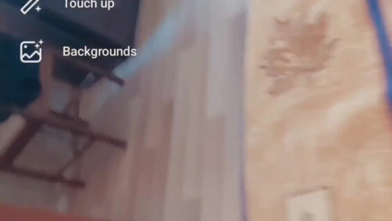 Kitty_Cross: Allettante ad ogni passo