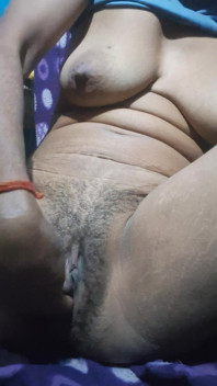 Lồn xinh đẹp của Bhabhi