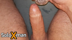 SoloXman: Cewek ini orgasme intens banget waktu lagi asik masturbasi memeknya...