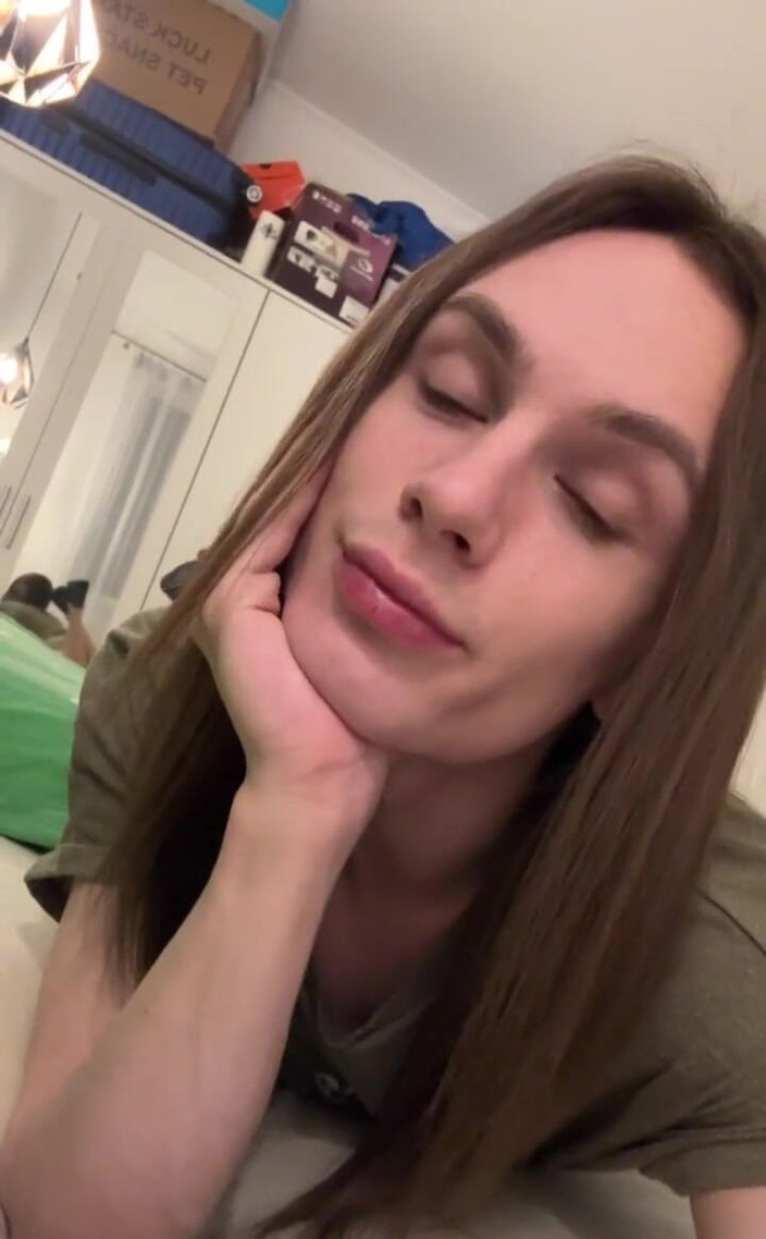 TS Kylie Star: Material pentru soție, nu?