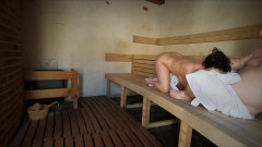 DedeDeville: 사우나에서 정말 위험하고 빠른 섹스, 다다 데빌의 입에서 시오후키