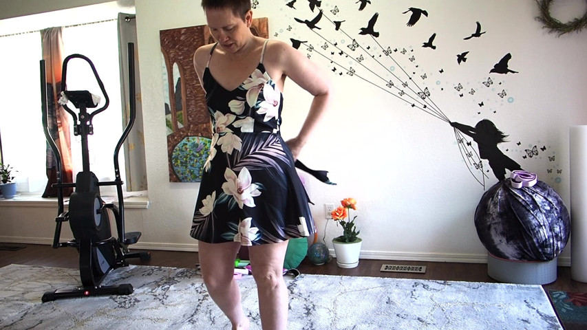 Fashion Show 8 (Aurora Willows large labia)