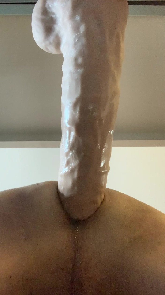 Warszawa gay: O Dildo Enlouquece No Meu Traseiro