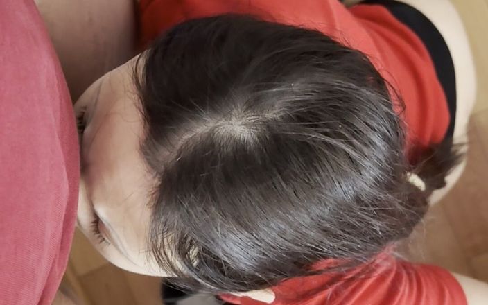 Lesbian-illusion: Moje milovnice mi olizuje kundičku a masturbuje její kundičku ve...