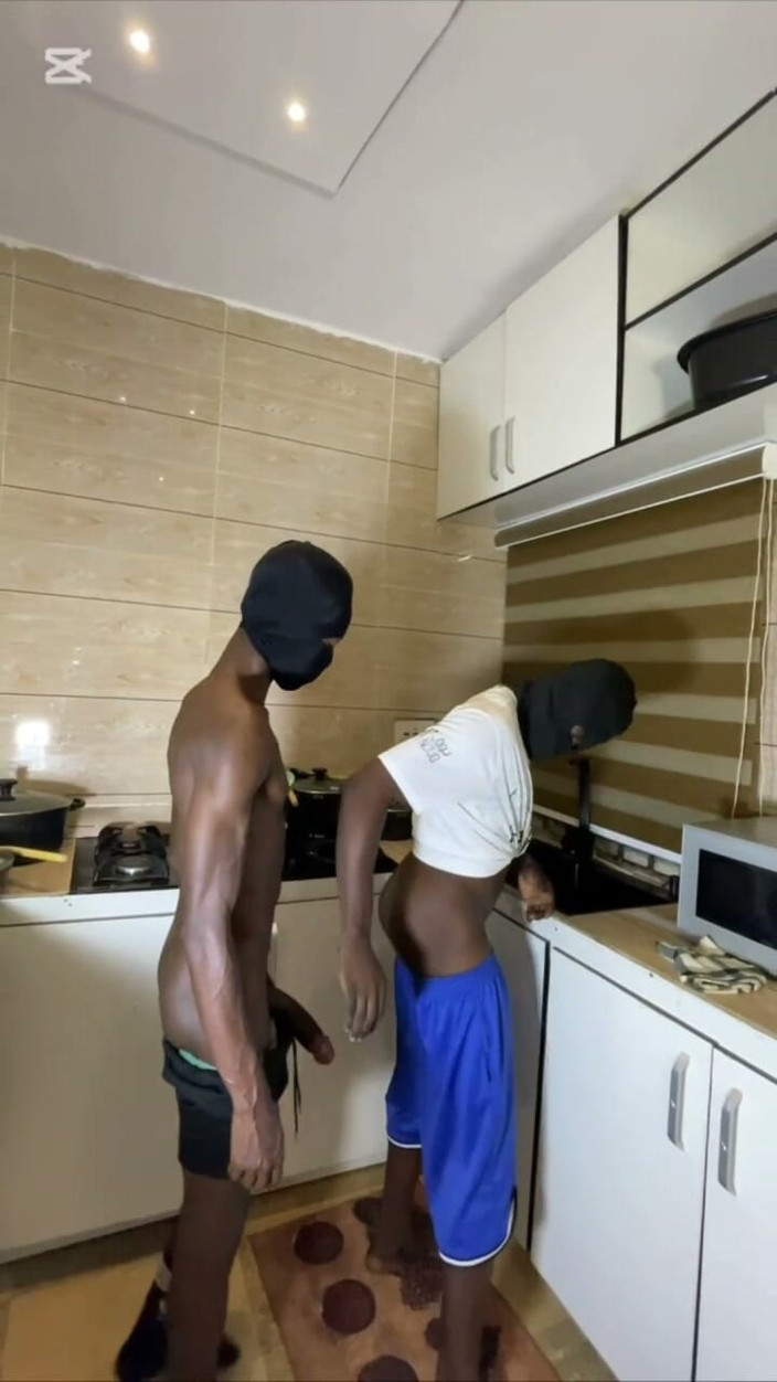 Jamessweet111: Ice Cream Lagos Smackdown