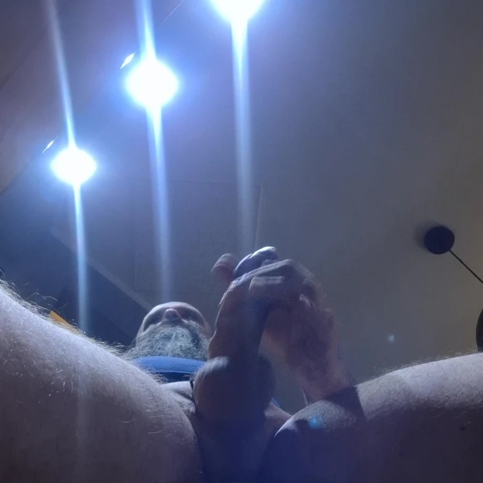 Wanker: Eu não consigo parar de gozar!