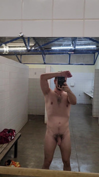 Mirroring Dick All Around