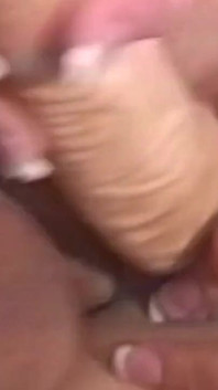 Heißes und schönes mädchen liebt analfick und dildo