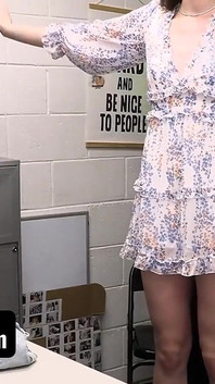 Mereka rela ngajain apa aja supaya bisa keluar dari masalah, dia suka banget sama kaki panjang mereka ~ film lengkap gratis