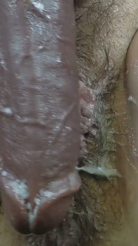 Melancap berkrim dengan dildo kote hitam besar - orgasme penggetar