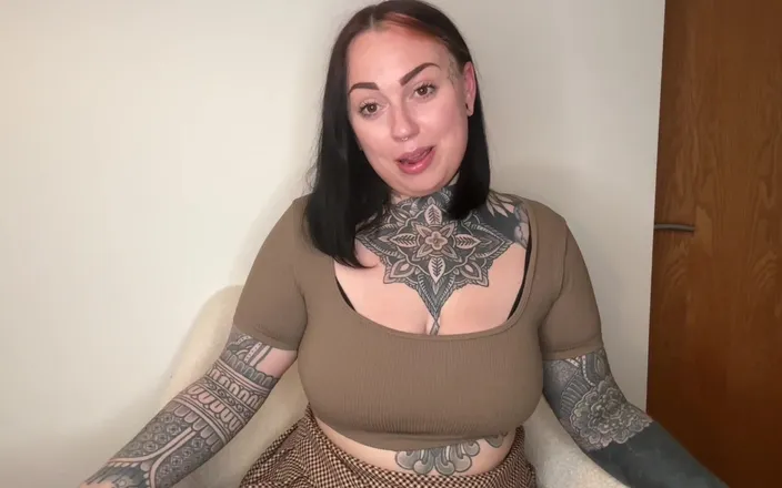 Miss Valentina: Text Me Interactive