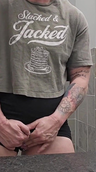 Secret Masturbation After Lift