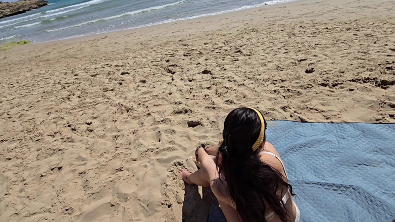 Passionsecret07: Stepsister Has Sex on Nudist Beach and Gets a Big...