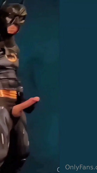 Batmans obrovský penis se vrací