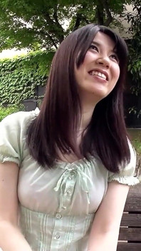 Japan Teen Madoka Araki Fucked by Date in Car
