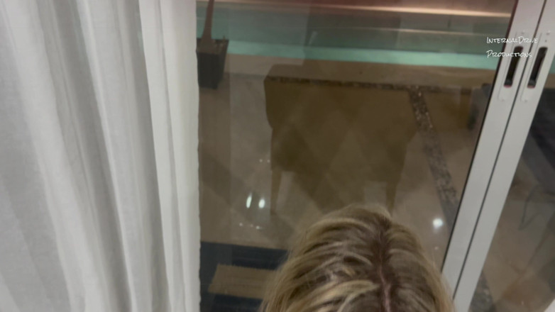InternalDrive: GILF Dianne's Strakke Kleine Kont Hunkert Naar Een Pik.