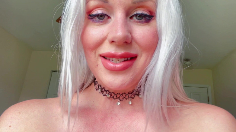 Sultry Silvea: Smyslná Silvea Summer stříkání a polykání těchto drobnek