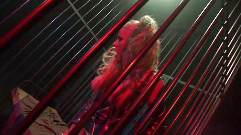 Fetish Desire: Sexe dans la cage