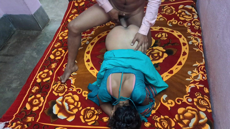 Trilokinath: Bhabhi trong làng Ấn Độ đụ