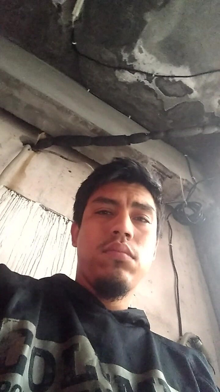AlexAlejandro13: गेट में बिना किसी को साकार किया