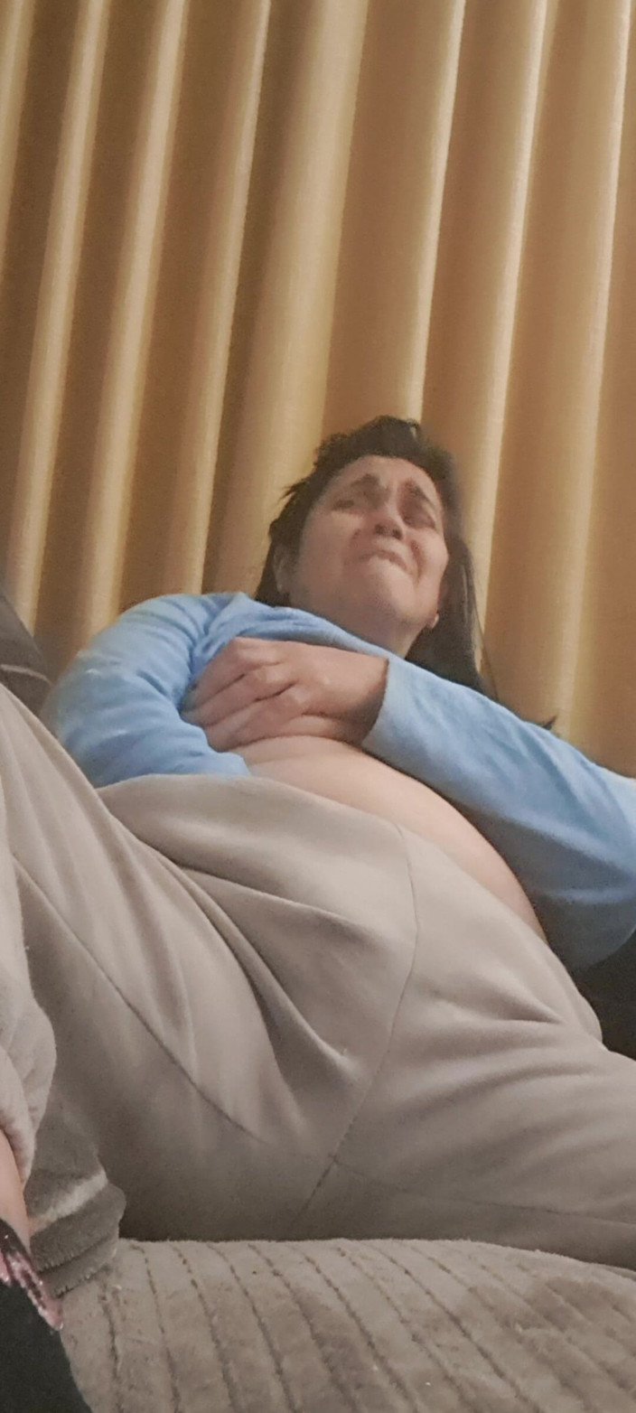 Mommy big hairy pussy: Odpočívá Od nutkání masturbovat