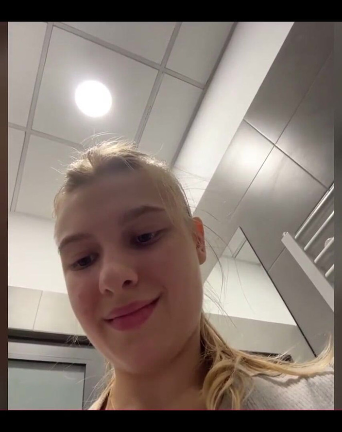 JuiceLussie: Creampie Pussy. Muncrat dan fingering