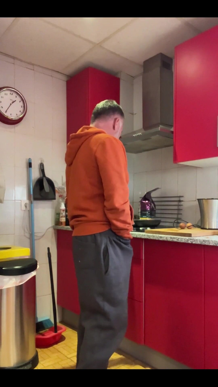 Daddybearvlc: Cârnați e cineva?