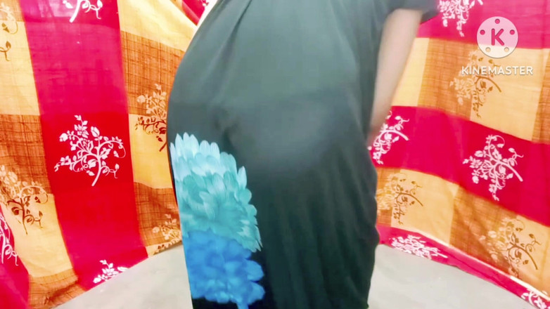 Ankurpriya000: 工作的印度妻子