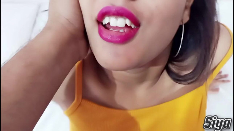 Vicky Siya: Siya indischer teen freundin sex im hotel hindi audio