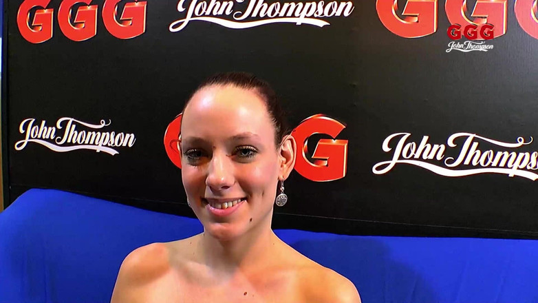 Best Amateur Sex: Ggg John Thompson - сексуальні дівчата оголяться і збуджуються для сексуальної мастурбації та траху в груповусі