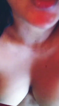 seksi larki opan bra stan dikhaati hai aur choot dikhaati hai.