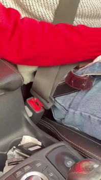 Auf Der Autobahn Bringe Ich Den Uber-fahrer Zum Abspritzen