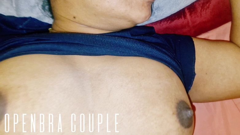 Openbra: 喀拉拉邦切奇与她的继兄弟性交
