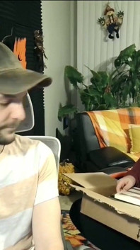 Wunschliste geschenke 4 Sophias geburtstagsgeschenk und erste glasdildo-masturbation