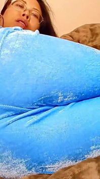 मेरी परफेक्ट एशियाई वेलूर ढंकी हुई गांड आपको कमजोर बनाती है - velour tracksuit tease! वॉल्यूम 3