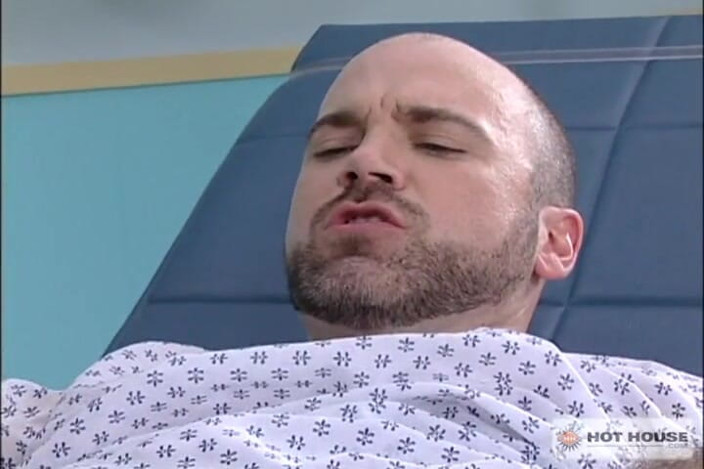 Hot House: Paging Dr. Finger