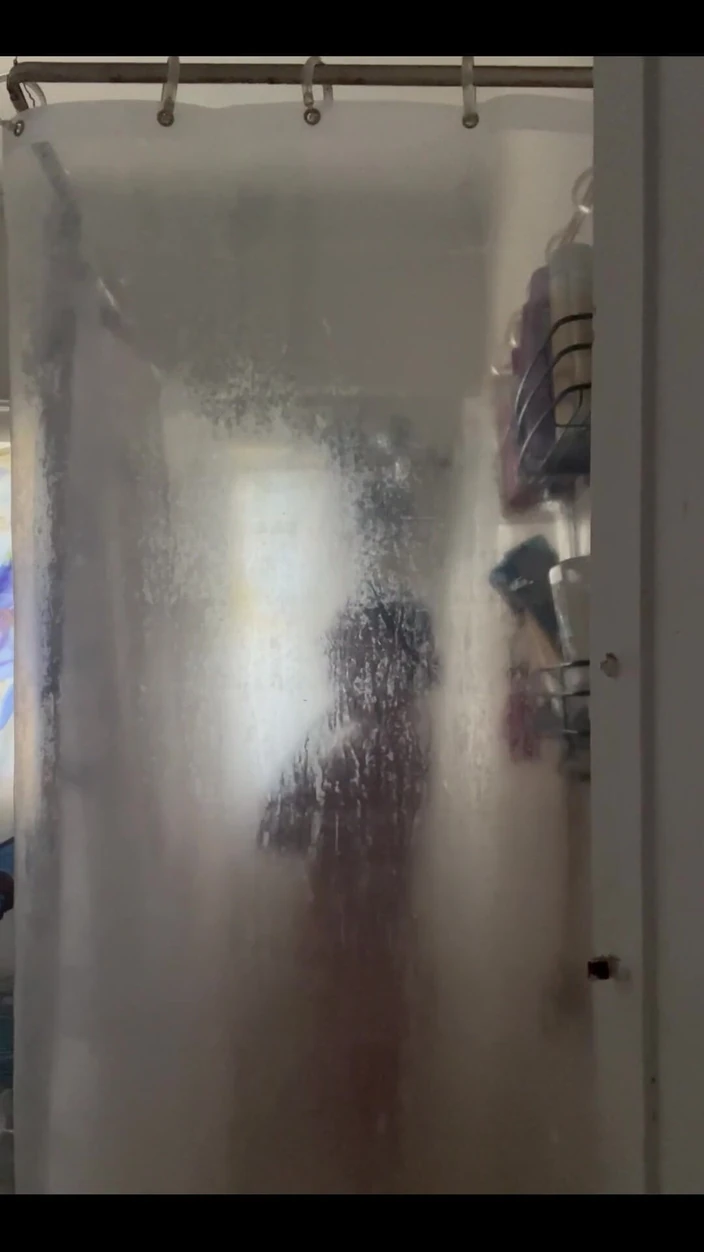 G3t_50m3: Just Singing in the Shower