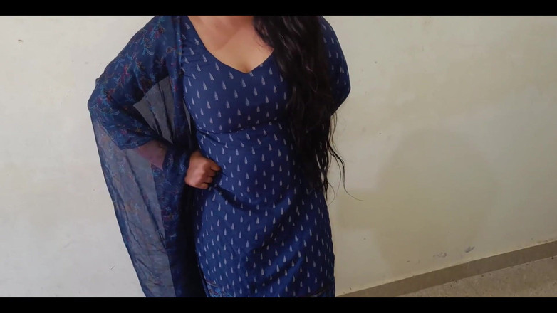 YOURAMRITA04: Sexy indická muslimská dívka šuká s nevlastním bratrem a on byl...