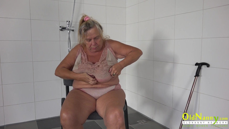 Old Nanny: Chubby Busty Granny with Old Granny Underwear