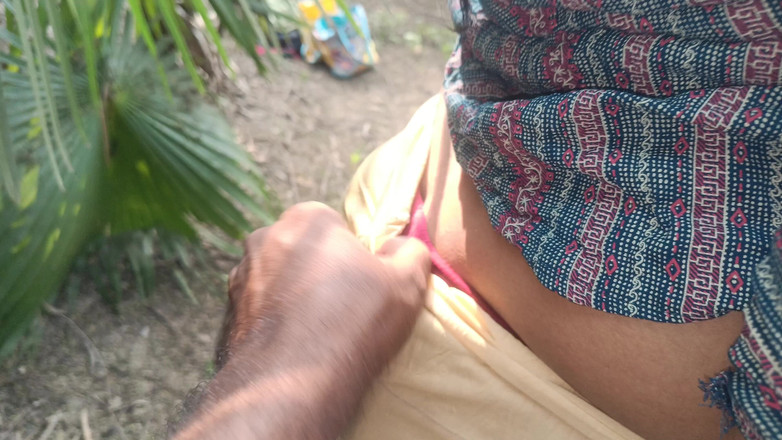 Apple baby: Outdoor XXX