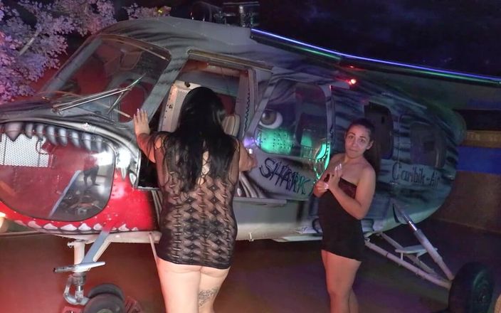 Lovekino: Deux nanas excitées se font baiser dans un sauna, partie 4