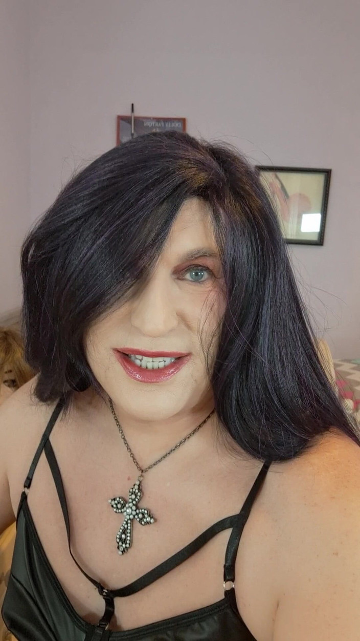 Victoria Lecherri: 女のように足を広げて舐め合いましょう!