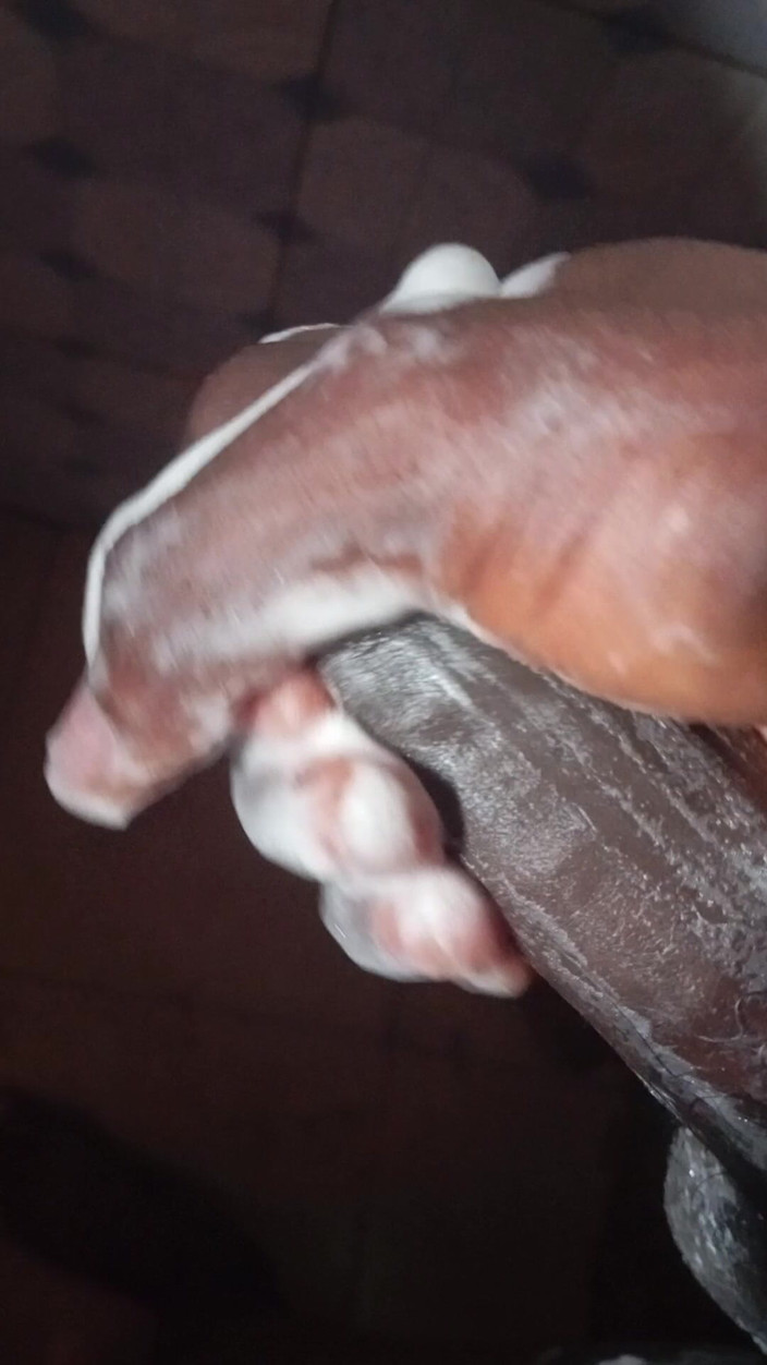 JasperTv1: 一人で家にいる